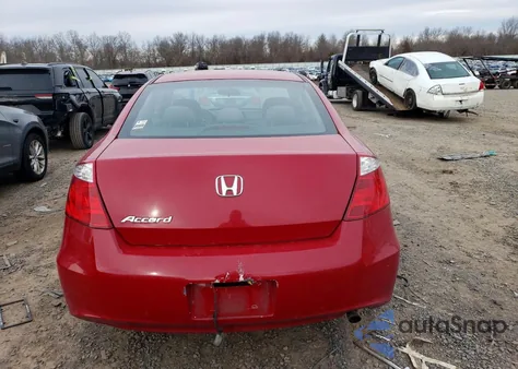 2010 Honda Accord Lx z USA, uszkodzony, nr VIN 1HGCS1B36AA001039
